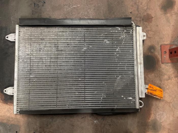 Usagé Radiateur clim Volkswagen Passat Variant (3C5) 2.0 TDI 140 Prix € 70,00 Règlement à la marge proposé par Autodemontage van de Laar