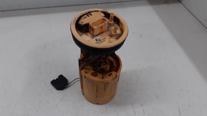 Usagé Pompe d'injection Volkswagen Transporter T5 2.0 BiTDI DRF Prix € 80,00 Règlement à la marge proposé par Autodemontage van de Laar