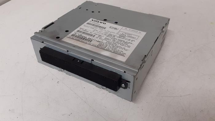 Gebrauchte CD Spieler Volvo S40 (MS) 1.6 D 16V Preis € 75,00 Margenregelung angeboten von Autodemontage van de Laar