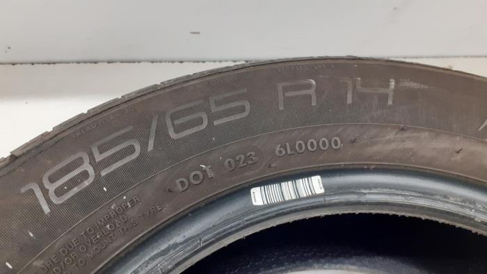 Tyre with tyre size 185/65/14 - APOLLO