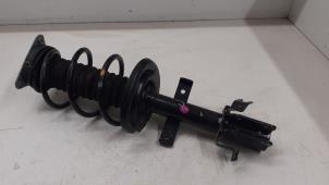 Used Front shock absorber rod, right Renault Clio IV (5R) 0.9 Energy TCE 90 12V Price € 96,80 Inclusive VAT offered by Autodemontage van de Laar