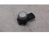 PDC Sensor from a Renault Clio IV (5R), 2012 / 2021 0.9 Energy TCE 90 12V, Hatchback, 4-dr, Petrol, 898cc, 66kW (90pk), FWD, H4B400; H4BA4; H4B408; H4BB4, 2012-11 / 2021-08 2019
