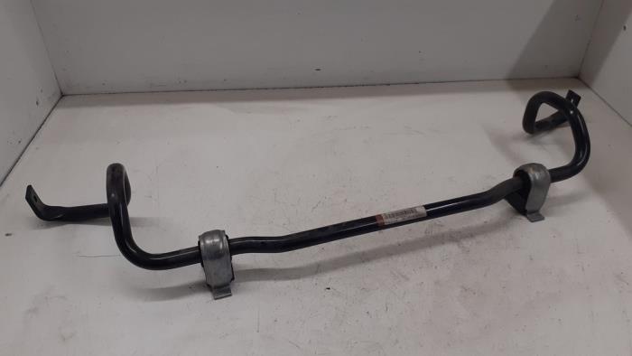 Front anti-roll bar from a Renault Clio IV (5R) 0.9 Energy TCE 90 12V 2019