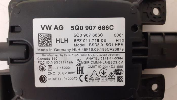 Side assist sensor van een Volkswagen Golf VII (AUA) 1.5 TSI Evo BMT 16V 2019