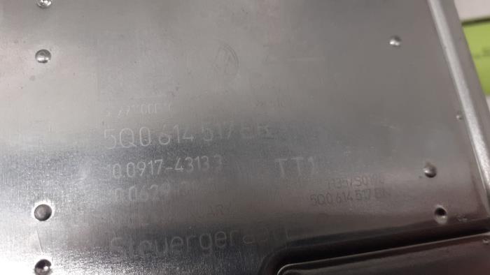 Begagnade ABS-pump Volkswagen Golf VII (AUA) 1.5 TSI Evo BMT 16V Pris € 300,00 Marginaltabell erbjuds av Autodemontage van de Laar