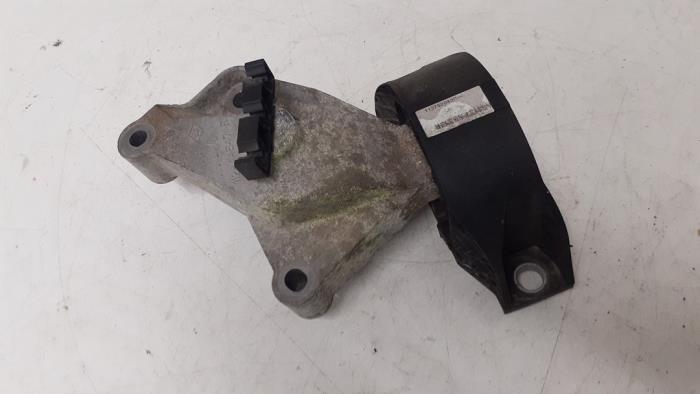 Gebrauchte Motorlager Renault Captur I (2R) 0.9 Energy TCE 12V Preis € 40,00 Margenregelung angeboten von Autodemontage van de Laar