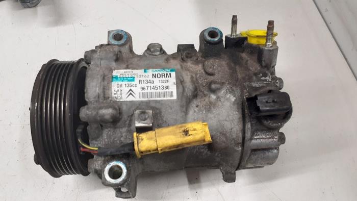 Usagé Pompe clim Citroen C4 Grand Picasso (UA) 2.0 HDiF 16V 165 Prix € 100,00 Règlement à la marge proposé par Autodemontage van de Laar