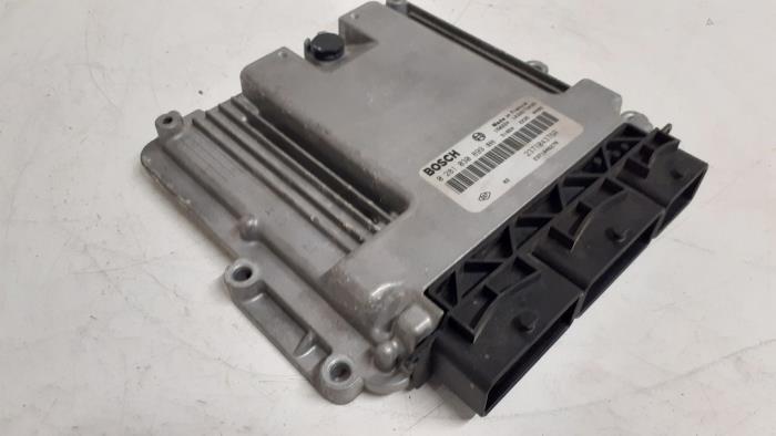 Engine management computer from a Renault Kangoo Express (FW) 1.5 dCi 90 FAP 2015