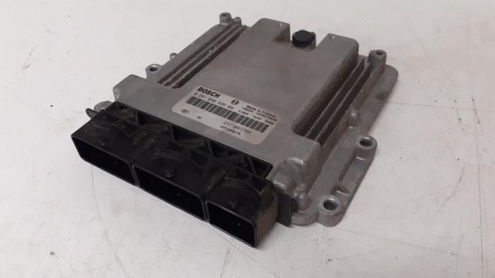 Used Engine management computer Renault Kangoo Express (FW) 1.5 dCi 90 FAP Price € 150,00 Margin scheme offered by Autodemontage van de Laar