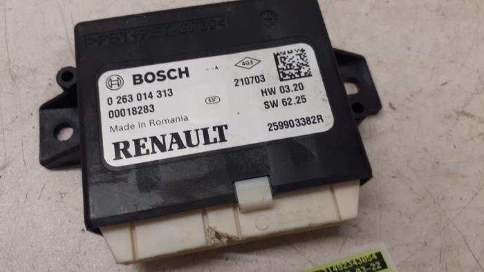 Usados Módulo PDC Renault Master III (MA/MB/MC/MD/MH/MF/MG/MH) 2.3 dCi 135 16V FWD Precio € 181,50 IVA incluido ofrecido por Autodemontage van de Laar
