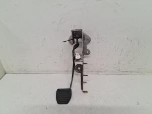 Used Brake pedal Renault Master IV (MA/MB/MC/MD/MH/MF/MG/MH) 2.3 dCi 135 16V FWD Price € 60,50 Inclusive VAT offered by Autodemontage van de Laar