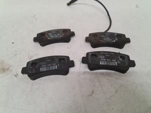 Used Rear brake pad Renault Master IV (MA/MB/MC/MD/MH/MF/MG/MH) 2.3 dCi 135 16V FWD Price € 48,40 Inclusive VAT offered by Autodemontage van de Laar