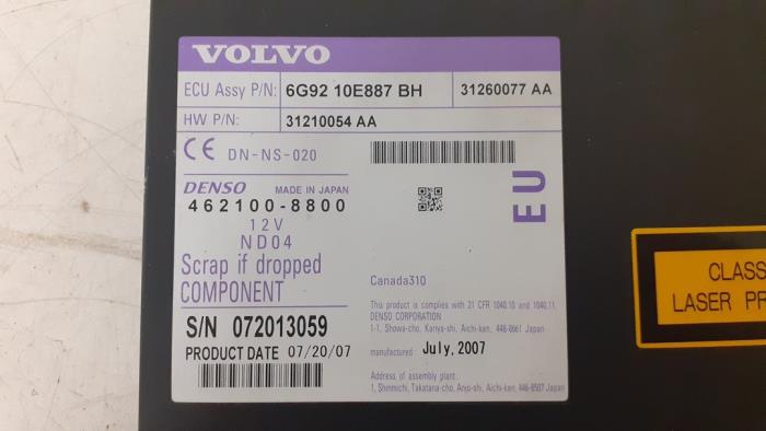 Navigation module from a Volvo XC70 (BZ) 2.4 D5 20V AWD 2007