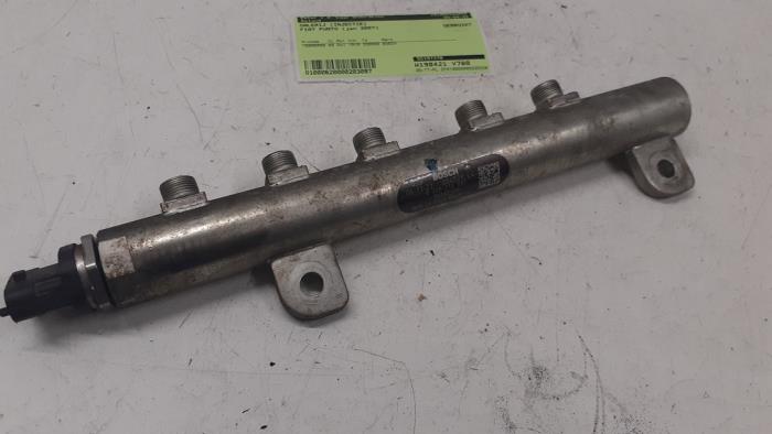 Usagé Système d'injection Fiat Grande Punto (199) 1.9 Multijet Sport Prix € 80,00 Règlement à la marge proposé par Autodemontage van de Laar