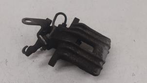 Used Rear brake calliper, right Skoda Octavia Combi (1Z5) 1.6 MPI Price € 40,00 Margin scheme offered by Autodemontage van de Laar