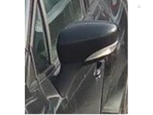 Used Wing mirror, left Renault Clio IV (5R) 1.5 Energy dCi 90 FAP Price € 75,00 Margin scheme offered by Autodemontage van de Laar
