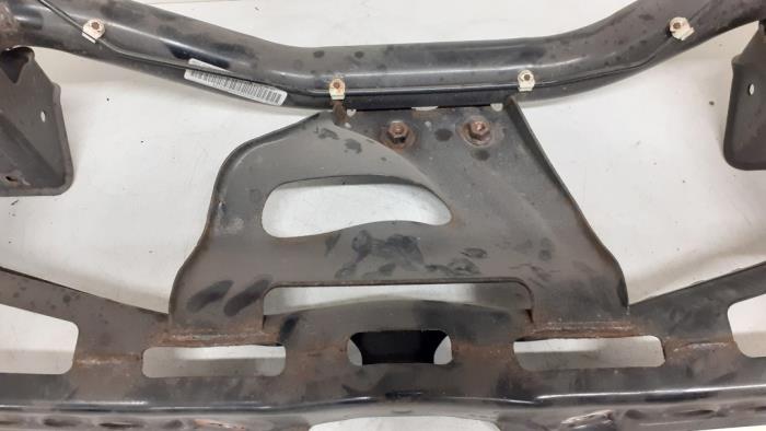 Subframe from a Volkswagen Beetle (16AE) 2.0 TDI 16V 2014