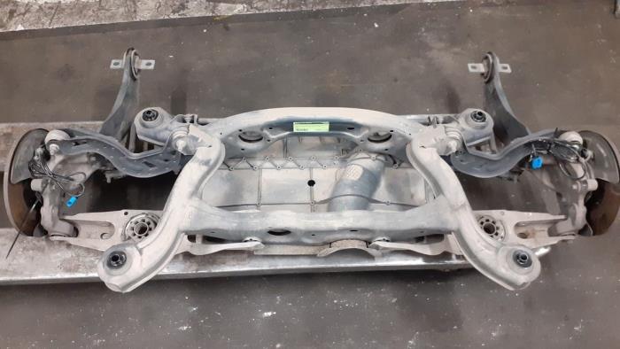 Gebrauchte Hinterachse Vorderradantrieb Mercedes GLA (156.9) 2.0 250 Turbo 16V Preis € 350,00 Margenregelung angeboten von Autodemontage van de Laar