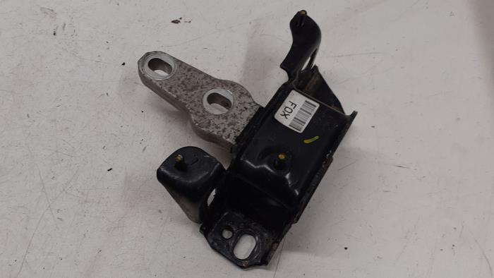 Usagé Support moteur Ford Fiesta 6 (JA8) 1.0 EcoBoost 12V 100 Van Prix € 25,00 Règlement à la marge proposé par Autodemontage van de Laar