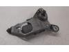 Front wiper motor from a Ford Focus 3, 2010 / 2020 1.6 Ti-VCT 16V 125, Hatchback, Petrol, 1.596cc, 92kW (125pk), FWD, PNDA, 2010-07 / 2017-12 2013
