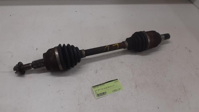 Gebrauchte Antriebswelle links vorne Ford Focus 3 1.6 Ti-VCT 16V 125 Preis € 100,00 Margenregelung angeboten von Autodemontage van de Laar