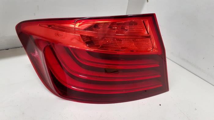 Taillight, left from a BMW 5 serie (F10) 520d 16V 2015