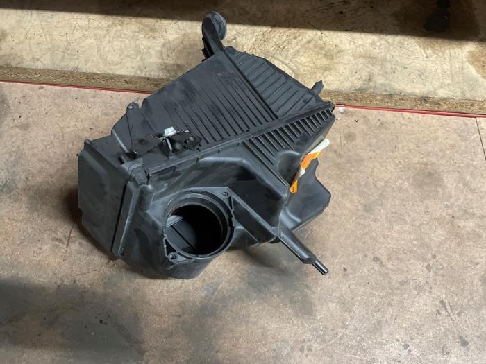 Gebrauchte Luftfiltergehäuse Renault Kangoo Express (FW) 1.5 dCi 85 Preis € 70,00 Margenregelung angeboten von Autodemontage van de Laar