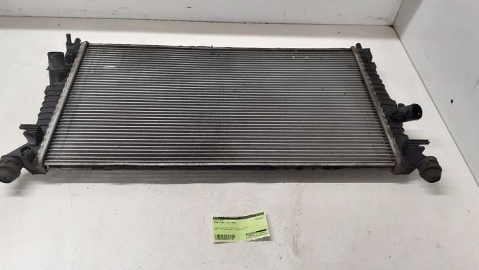 Radiator from a Ford Focus C-Max 1.8 16V 2005