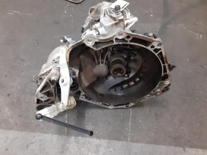 Gebrauchte Getriebe Opel Meriva (A) 1.6 Preis € 125,00 Margenregelung angeboten von Autodemontage van de Laar