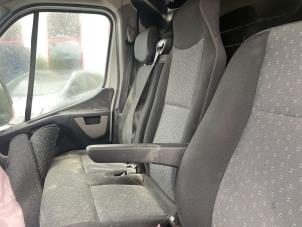 Used Double front seat, right Opel Movano 2.3 CDTi Biturbo 16V FWD Price on request offered by Autodemontage van de Laar