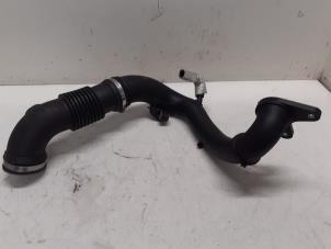 Used Air intake hose Opel Movano 2.3 CDTi Biturbo 16V FWD Price € 60,50 Inclusive VAT offered by Autodemontage van de Laar