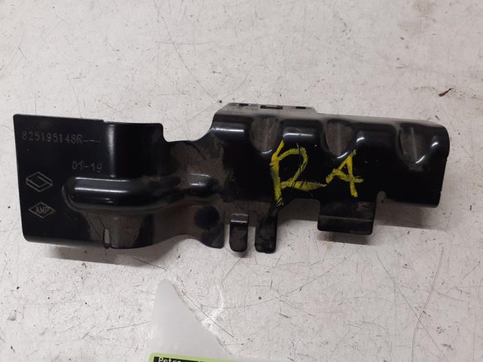 Używane Rózne Opel Movano Cena € 20,00 Procedura marży oferowane przez Autodemontage van de Laar
