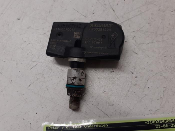 Renault Megane Scenic Tyre pressure sensors stock