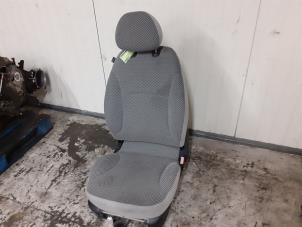 Used Seat, right Fiat Stilo MW (192C) 1.6 16V Price € 85,00 Margin scheme offered by Autodemontage van de Laar