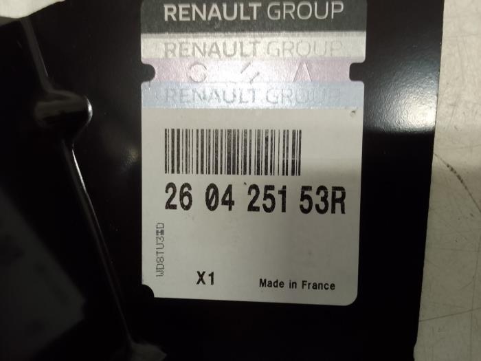 Wspornik (rózne) z Renault Master V  2021