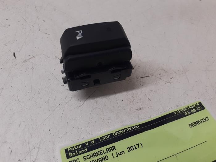 PDC switch from a Opel Movano 2.3 CDTi Biturbo 16V FWD 2017