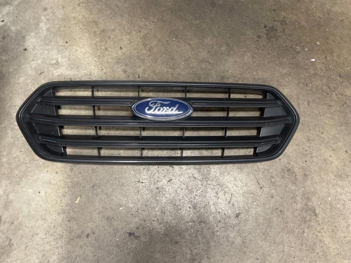 Używane Grill Ford Transit Custom Cena € 70,00 Procedura marży oferowane przez Autodemontage van de Laar