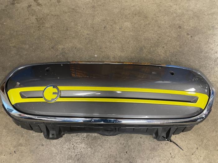 Begagnade Grill Mini Diversen Pris € 400,00 Marginaltabell erbjuds av Autodemontage van de Laar