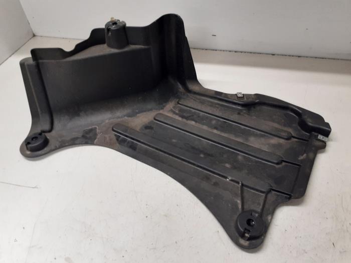 Begagnade Hasplåt Volkswagen Polo VI (AW1) 1.0 MPI 12V Pris € 35,00 Marginaltabell erbjuds av Autodemontage van de Laar