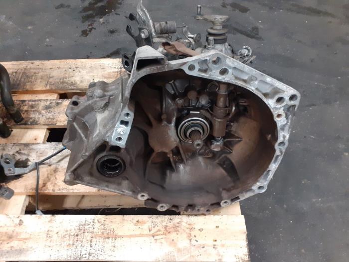 Gearbox Peugeot 107 1.0 12V - 1KRFE 20TT05