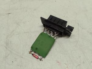 Used Heater resistor Fiat Punto Evo (199) 1.2 Euro 5 Price € 25,00 Margin scheme offered by Autodemontage van de Laar