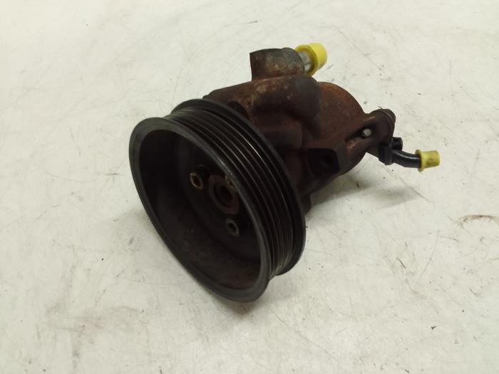 Usagé Pompe de direction Volkswagen Lupo (6X1) 1.4 16V 75 Prix € 60,00 Règlement à la marge proposé par Autodemontage van de Laar