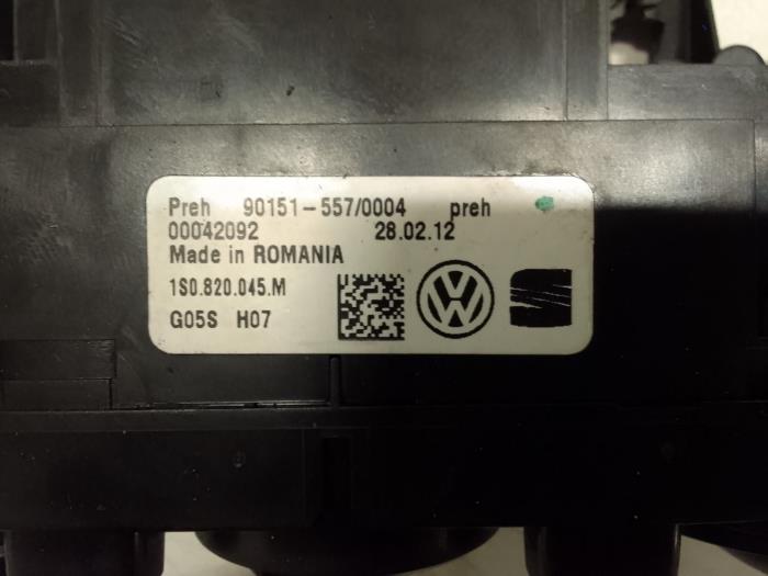 Heizung Bedienpaneel van een Volkswagen Up! (121) 1.0 12V 60 2012