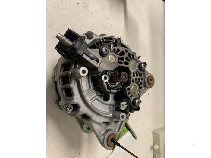 Gebrauchte Dynamo Renault Clio V (RJAB) 1.0 TCe 90 12V Preis € 175,45 Mit Mehrwertsteuer angeboten von Autodemontage van de Laar
