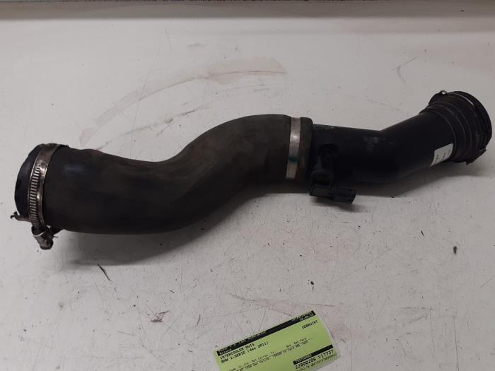 Usagé Tube intercooler BMW 1 serie (F20) 120i 1.6 16V Prix € 30,00 Règlement à la marge proposé par Autodemontage van de Laar
