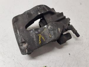 Used Front brake calliper, left Volkswagen Polo VI (AW1) 1.6 TDI 16V 95 Price € 60,00 Margin scheme offered by Autodemontage van de Laar