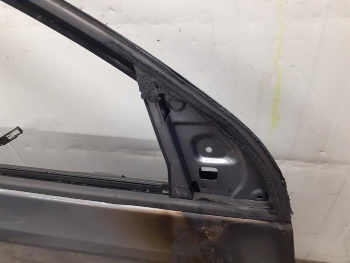 Front door 4-door, right from a Volkswagen Golf VI (5K1) 1.4 16V 2010