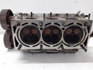 Used Cylinder head Opel Vectra C GTS 3.2 V6 24V Price € 250,00 Margin scheme offered by Autodemontage van de Laar