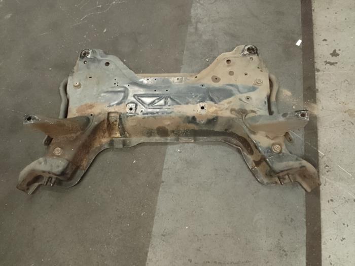 Usados Subchasis Peugeot Partner (GC/GF/GG/GJ/GK) 1.6 HDI 90 Precio € 151,25 IVA incluido ofrecido por Autodemontage van de Laar