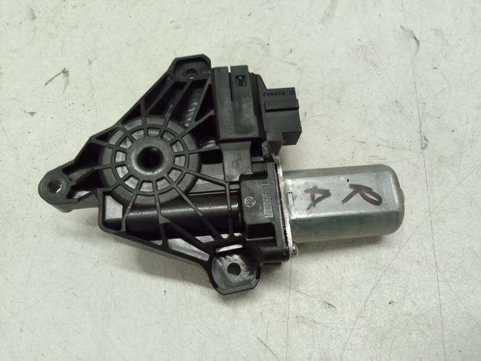 Usados Motor de ventanilla de puerta Mercedes GLE Coupe (C292) 400 3.0 V6 24V biturbo 4-Matic Precio € 50,00 Norma de margen ofrecido por Autodemontage van de Laar